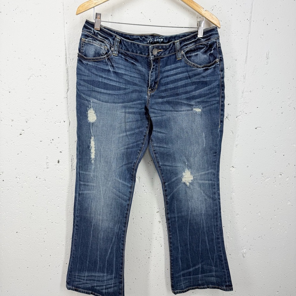 Victoria’s Secret Love Women’s size 14 Distressed Bootleg Stretch Jeans New